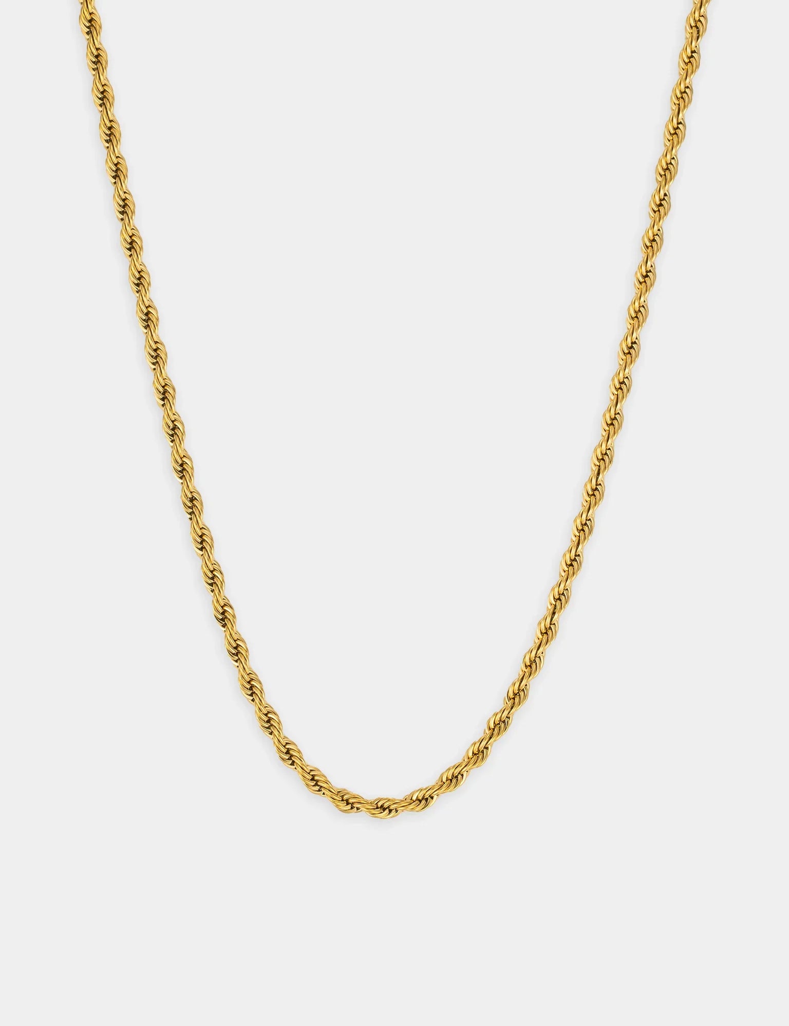 שרשרת Eros מזהב על רקע לבן מצולמת בתקריב, בעיצוב שזירה עבה ורוחב 3 מ״מ מקולקציית ESSENCE OF GOD של NERO